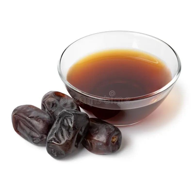 bol-de-verre-avec-vinaigre-date-et-dattes-séchées-devant-sur-fond-blanc-en-dateur-isolé-297920096